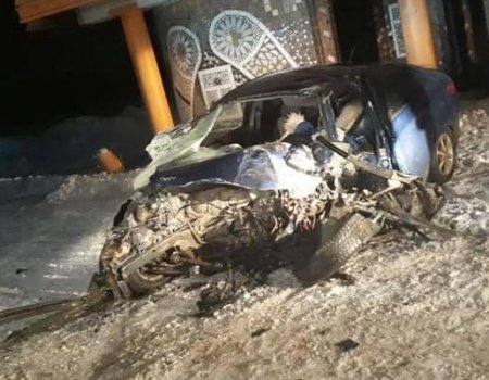 В Башкортостане столкнулись Hyundai Solaris и КамАЗ: погиб водитель легковушки