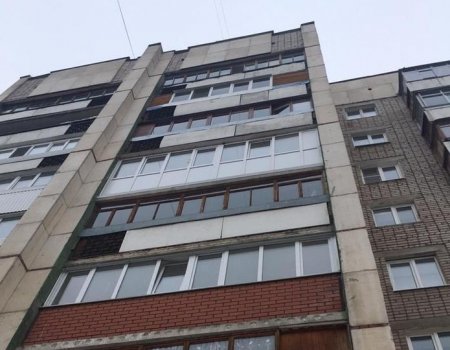 В Уфе молодая мать выбросила 2-летнего ребенка из окна 9 этажа