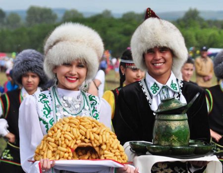 Руководитель Башкортостана предложил запретить продажу алкоголя на сабантуях