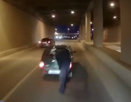 Жуткое ДТП в тоннеле на проспекте Салавата Юлаева в Уфе попало на видео