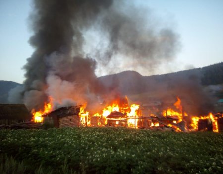 В Белорецком районе Башкортостана дотла сгорели несколько домов