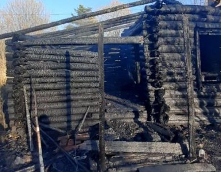 В Башкортостане в сгоревшем частном доме найдены тела троих погибших