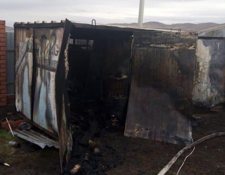 В Абзелиловском районе Башкортостана трое мужчин сгорели в металлической будке