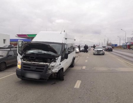 В Уфе в ДТП с участием автобуса пострадали трое детей и одна женщина