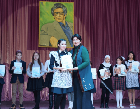 В Башкортостане в год 90-летия писателя Ахияра Хакимова вручили премии его имени