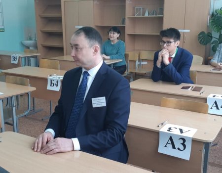 Испытано на себе: министр образования и науки Башкортостана Айбулат Хажин сдал ЕГЭ по истории