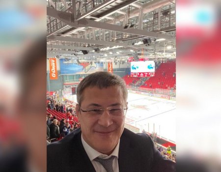 Глава Башкортостана Радий Хабиров сорвал голос, болея за ХК «Салават Юлаев»