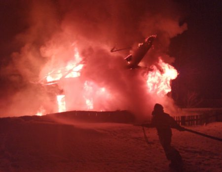 Ночью в Башкортостане сгорел жилой дом, есть погибший