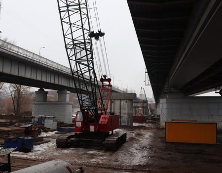 В Уфе работы по строительству нового моста через реку Белую в створе улицы Воровского выполнены более 40 процентов