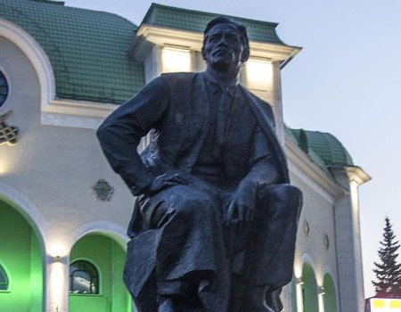 Глава Башкортостана издал указ о праздновании 140-летия Мажита Гафури