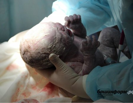 В Уфе мать бросила новорожденного с подозрением на COVID-19