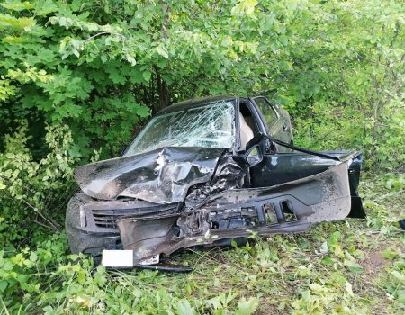 В Башкортостане из-за столкновения «Honda CR-V» и «Lada Granta» пострадали четыре человека