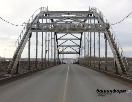 Новый мост через реку Белую в Уфе готов наполовину