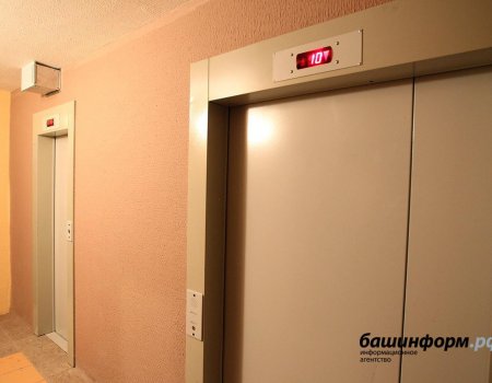 В Роспотребнадзоре предупредили об опасности заражения коронавирусом в лифте