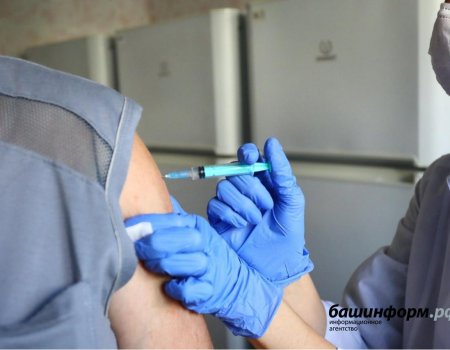 В России предложили предоставлять сотрудникам три выходных дня после вакцинации