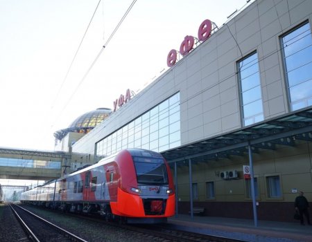 Радий Хабиров рассказал о запуске поезда «Ласточка» из Уфы в Раевку