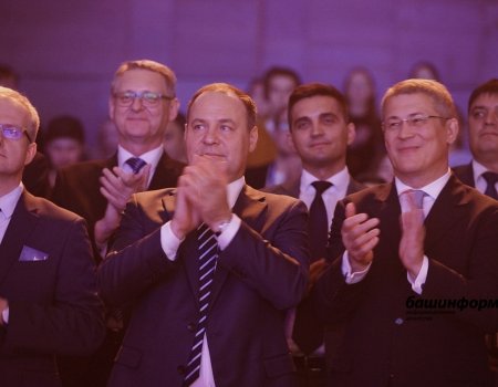 Радий Хабиров и Роман Головченко посмотрели концерт мастеров искусств Башкортостана и Беларуси