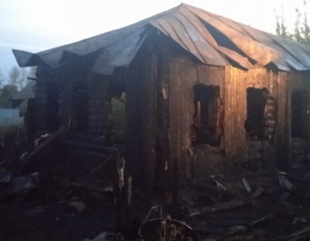 В Чишминском районе при пожаре частного дома погибла женщина