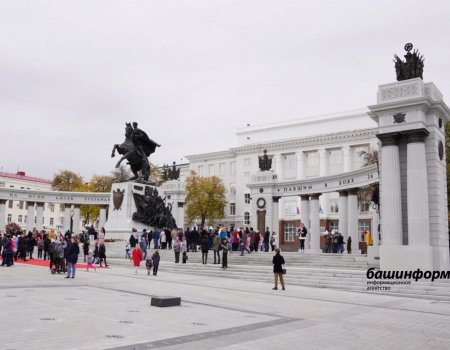 Историческая справедливость. Как эксперты прокомментировали открытие памятника Шаймуратову в Уфе