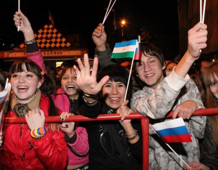 Владимир Путин поручил перенести празднование Дня молодежи на последнюю субботу июня