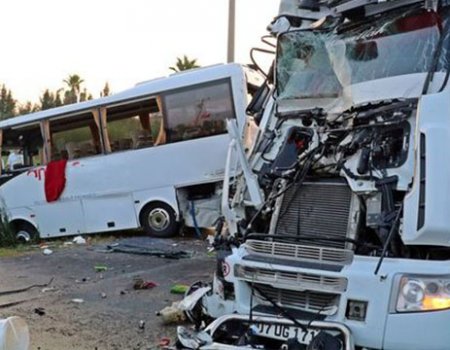 В крупном ДТП в Турции пострадали 11 россиян