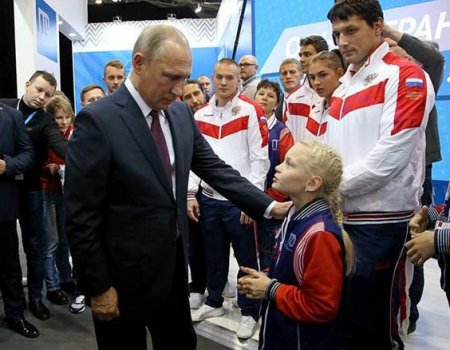 Стали известны подробности о девочке-спортсменке, которая попросила Путина о помощи