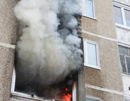 В Башкирии из-за пожара в многоэтажке эвакуировали 20 человек, есть погибший