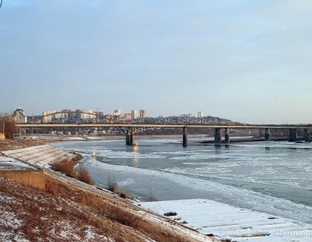 Реки Башкортостана начали замерзать и покрылись тонким слоем льда - Башгидрометцентр