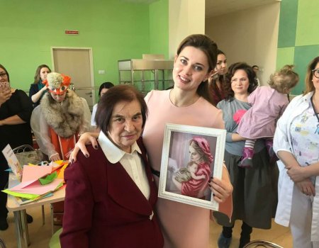 Каринэ Хабирова посетила Республиканский перинатальный центр