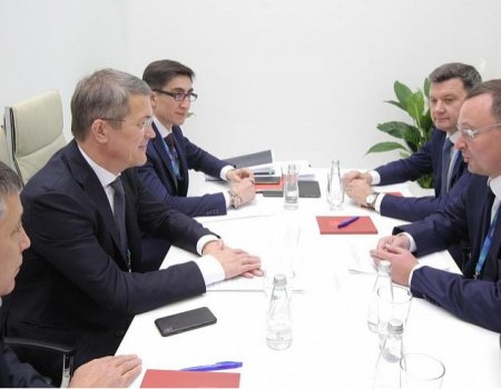 Врио главы Башкортостана и руководитель Росавтодора обсудили развитие транспортной системы РБ