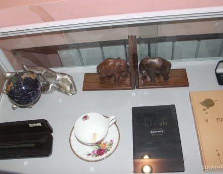 В Уфе можно увидеть личные вещи Мустая Карима и уникальные материалы о нем