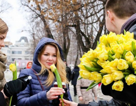 Уфимкам в честь 8 марта волонтеры подарят 1000 тюльпанов