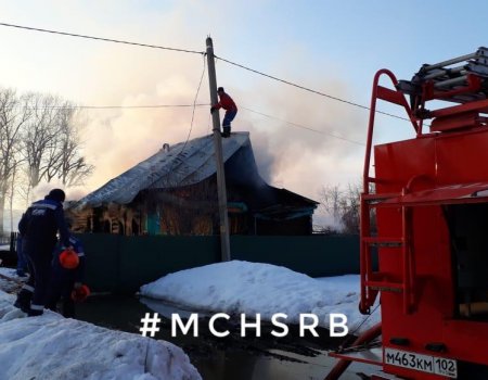 В Башкортостане при пожаре в жилом доме погибли три женщины
