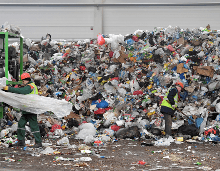 Расих Хамитов: "Регоператорам по вывозу мусора нужны стимулы от государства"