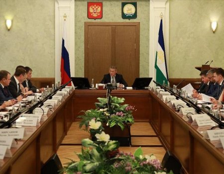 В правительстве Башкортостана обсудили реализацию нацпроектов в регионе
