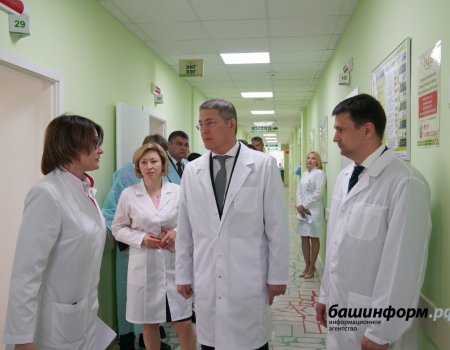 Радий Хабиров в больнице Уфы ознакомился с работой «Умной приемной» и центра онкопомощи