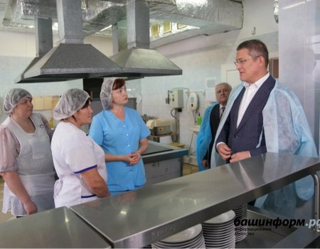 В Башкортостане разработают меры поддержки школьных поваров