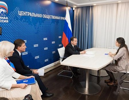 Дмитрий Медведев пообещал разобраться со снижением порога превышения скорости до 10 км/ч