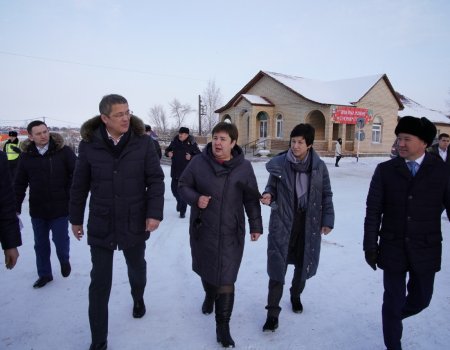 Глава Башкортостана Радий Хабиров посетил детскую школу искусств в селе Бурибай