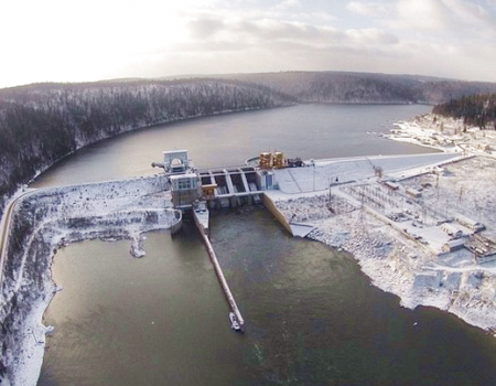 Павловская и Юмагузинская ГЭС готовятся принимать паводок: начат сброс воды