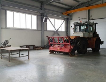 Тракторному заводу в Кармаскалинском районе помогут с приобретением оборудования