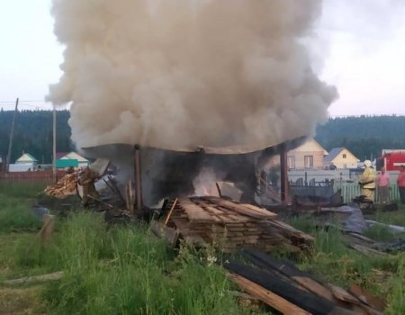 Житель Башкортостана погиб при пожаре в гараже