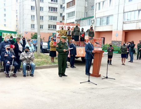 Персональные Парады Победы проходят под окнами домов ветеранов в Башкортостане