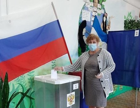 В Башкортостане стартовало досрочное голосование по поправкам в Конституцию РФ