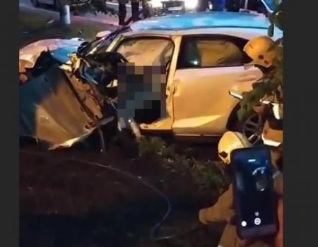 В Уфе на проспекте Октября разбился «Лексус»: женщина-водитель погибла