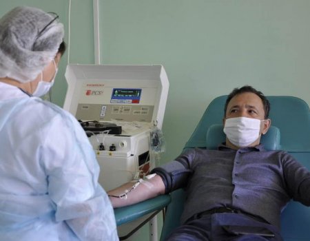 Переболевший коронавирусом Рустем Ахмадинуров стал донором «антиковидной» плазмы