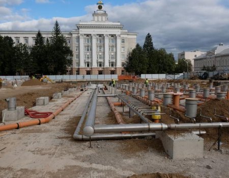 На Советской площади Уфы идет активное строительство плоскостного фонтана