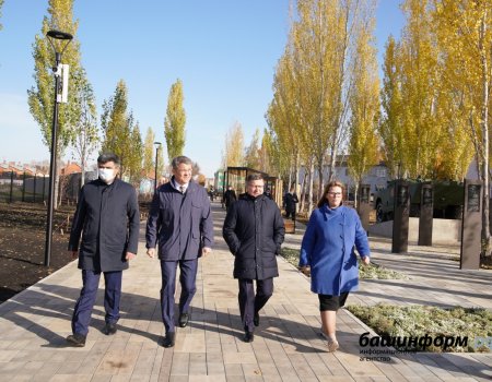 Радий Хабиров и Владимир Якушев открыли обновленную центральную площадь в Ишимбае