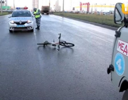 В Башкортостане автомобиль медслужбы сбил на дороге 10-летнего ребенка