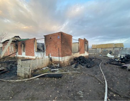 В Башкортостане возбуждено уголовное дело по факту пожара, где погибла семья из трех человек